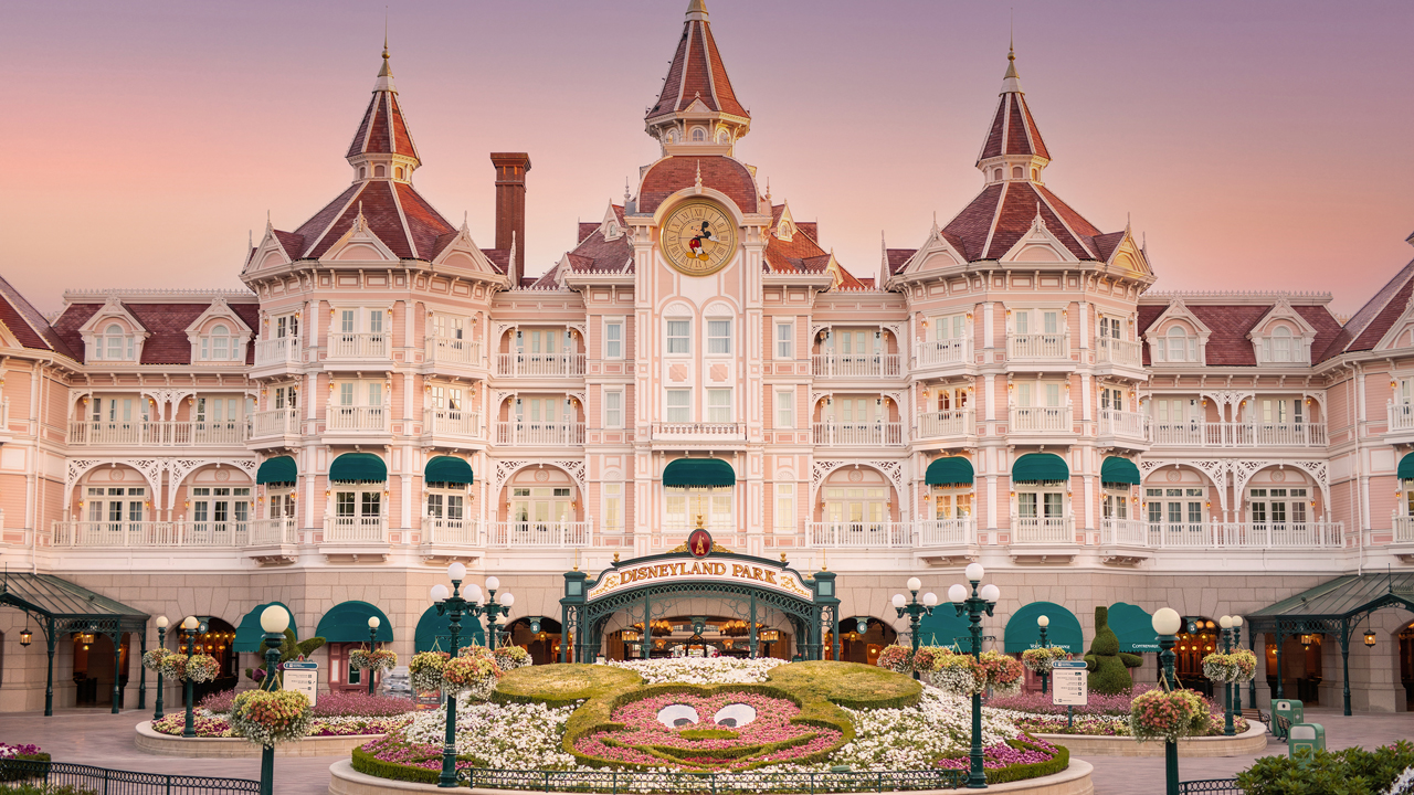 Disneyland Paris Reveals Concept Art For Princess-Themed Hotel Rooms - The Go To Family
