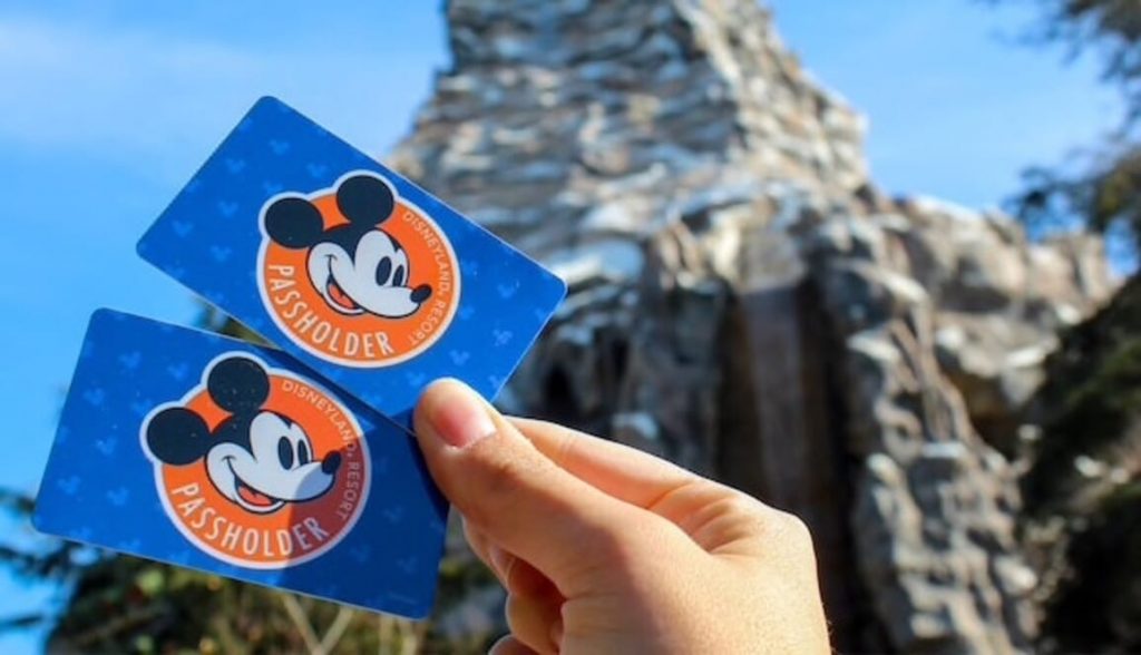 disneyland-annual-pass