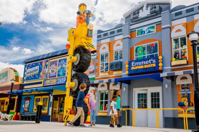 California's Legoland Finally Sets Date for The Lego Movie World ...