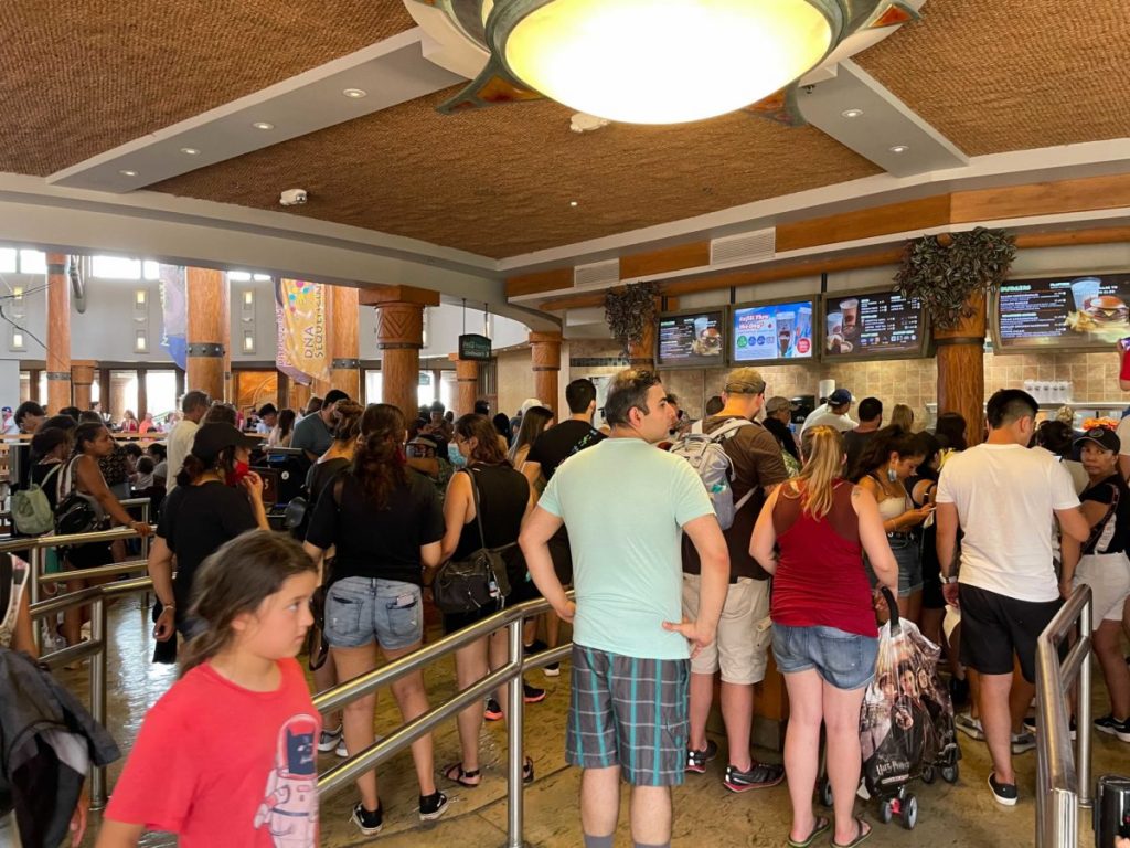 Universal Restuarant Lines