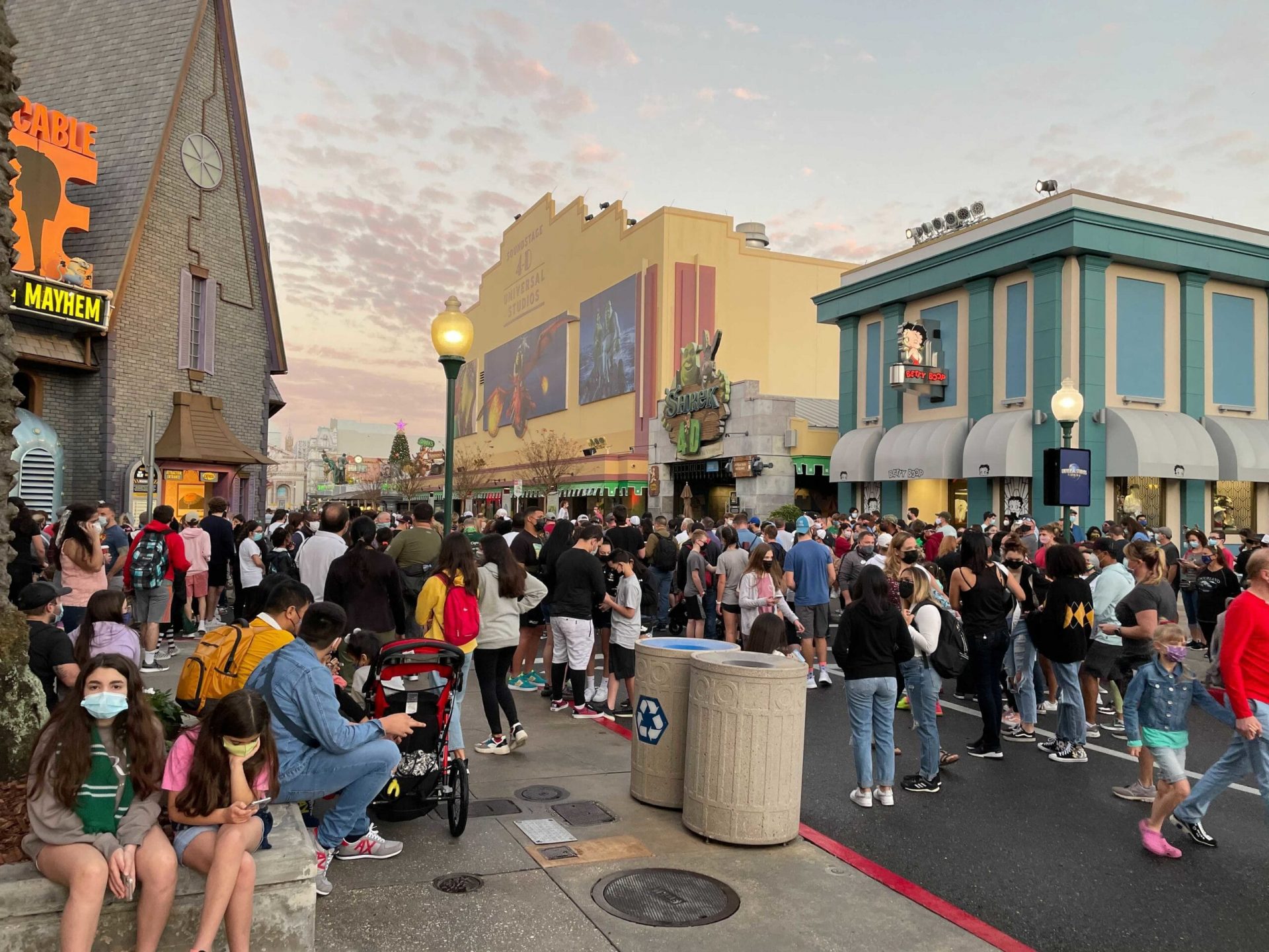 Universal Studios Orlando Opens Doors To 100 Percent Capacity The Go