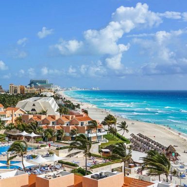 Family vacation in Cancun, Mexico