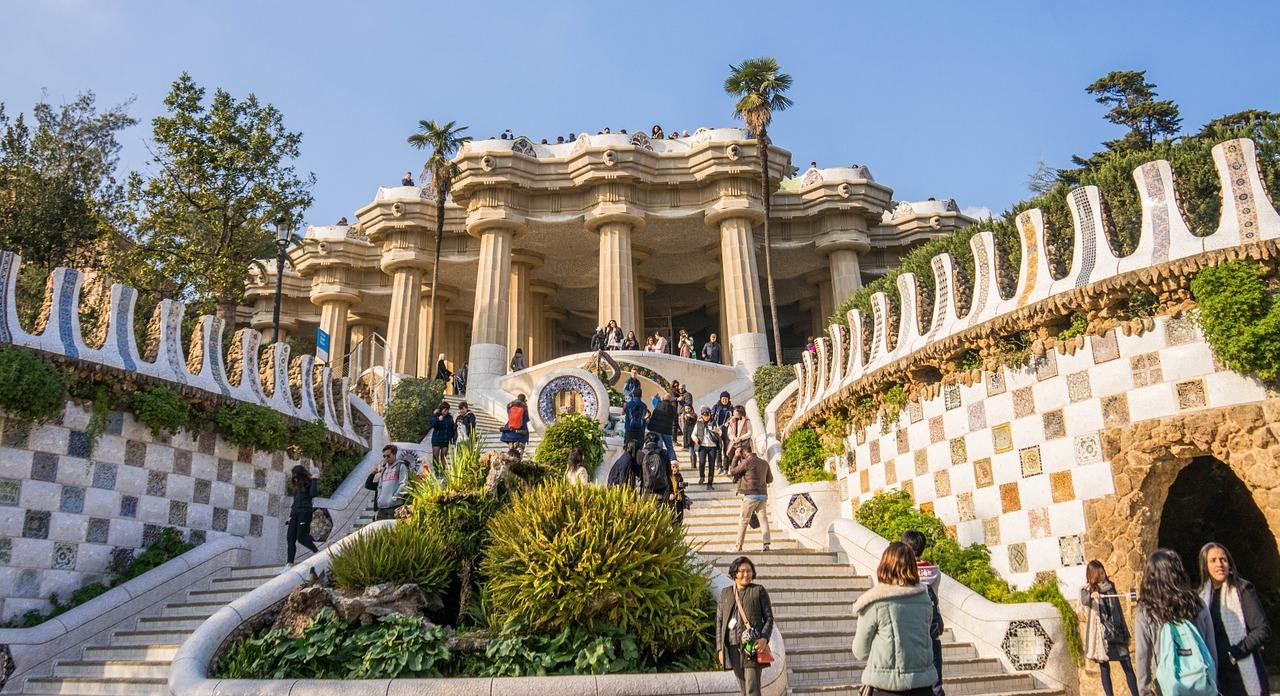 Parque Güell by Antoni Gaudí