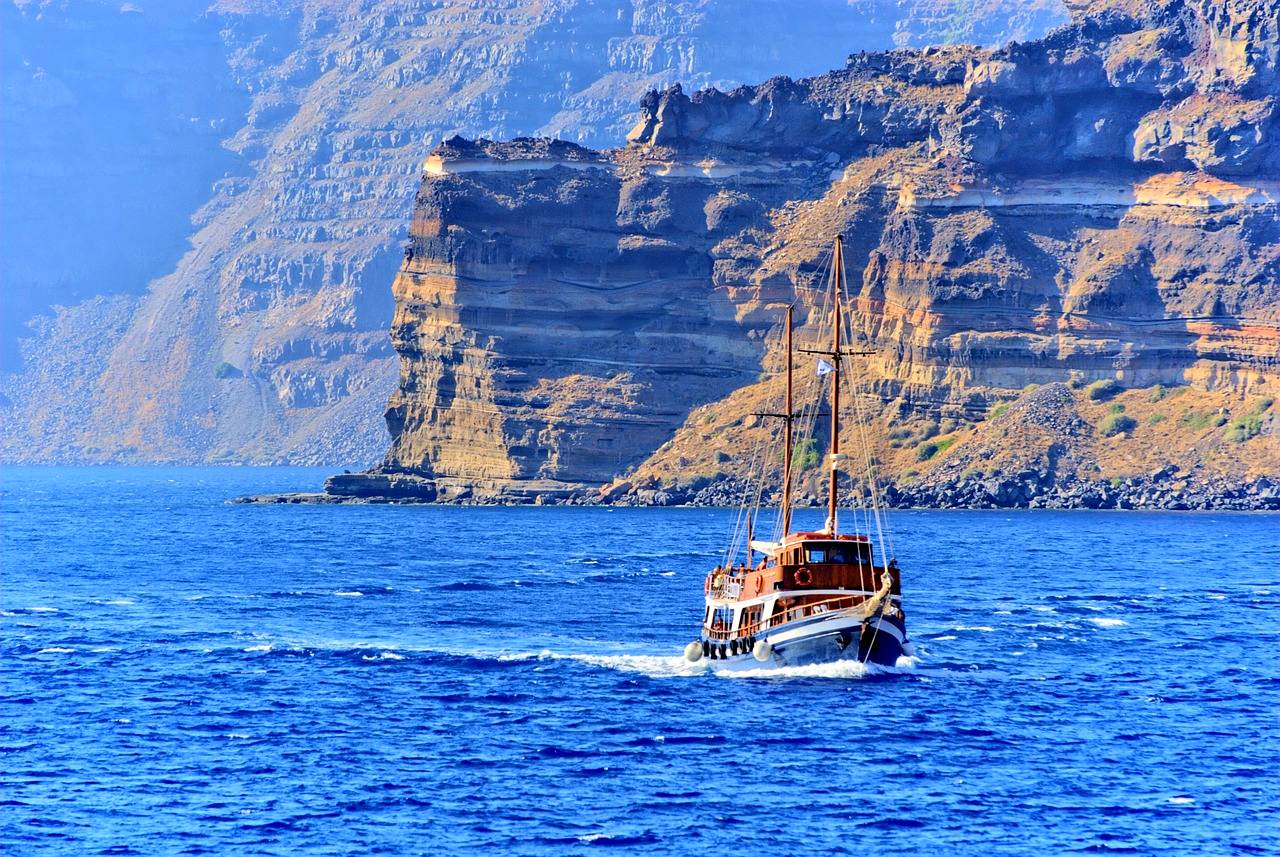 Boat trip in Santorini
