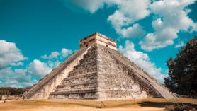 yucatan mexico pyramid